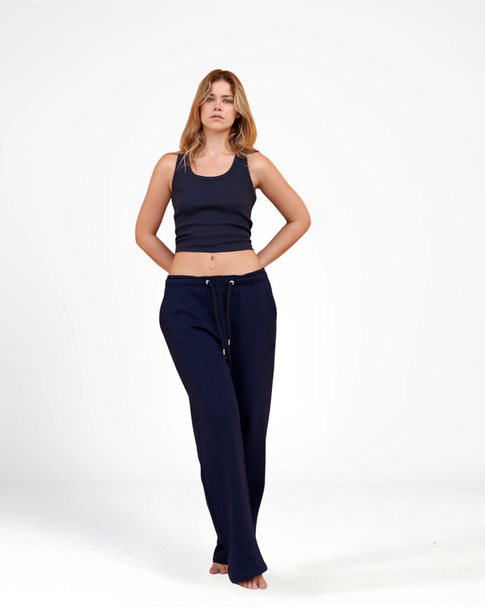 Grand-mere navy sweatpants 2.0