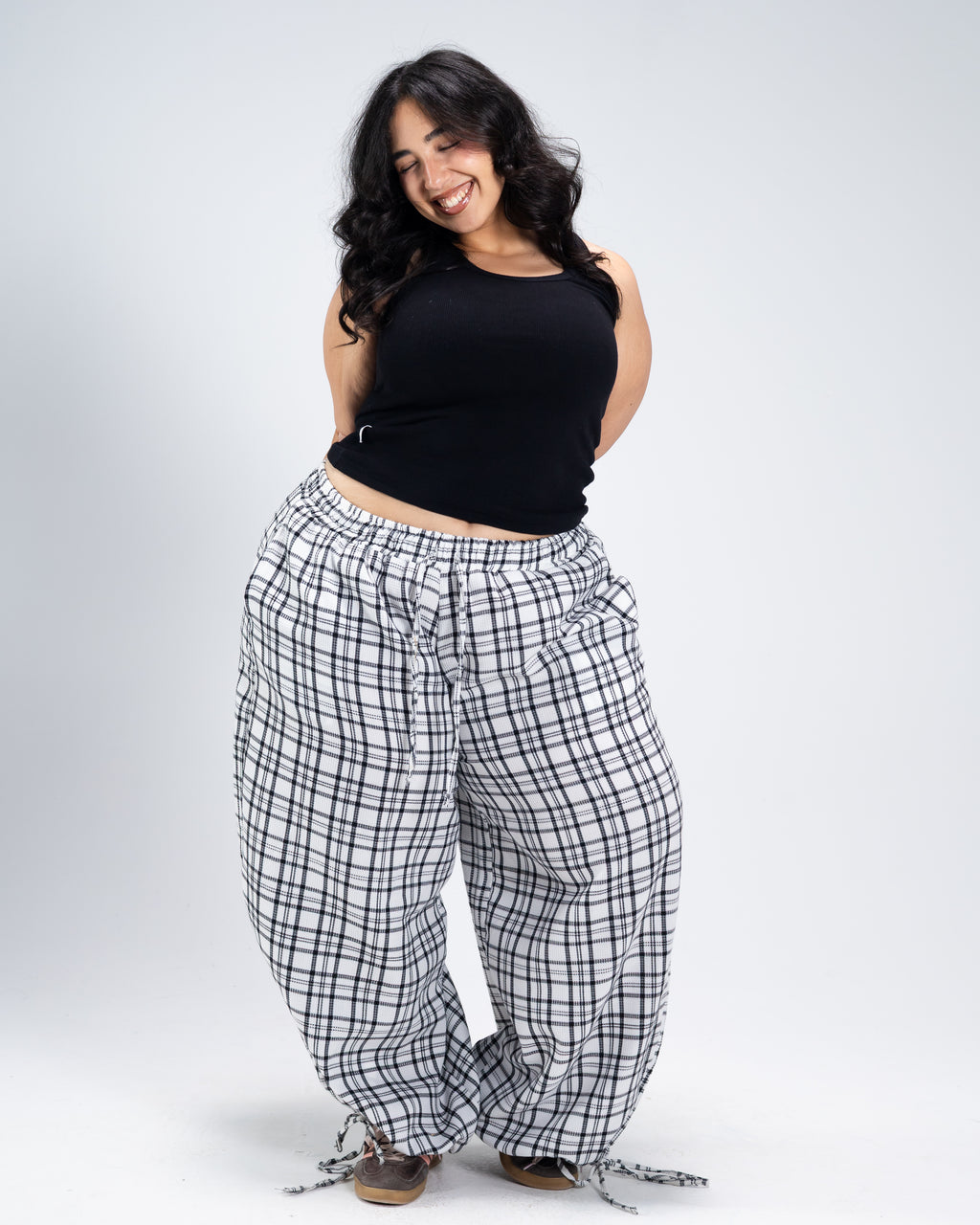 The white breeze pants