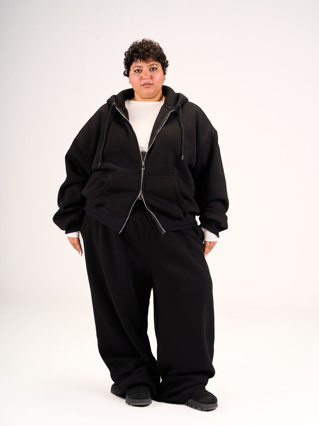 Grand-mere black zipper