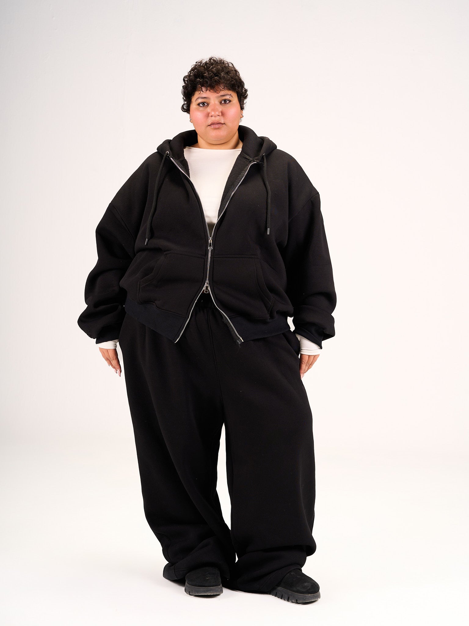 Grand-mere black zipper