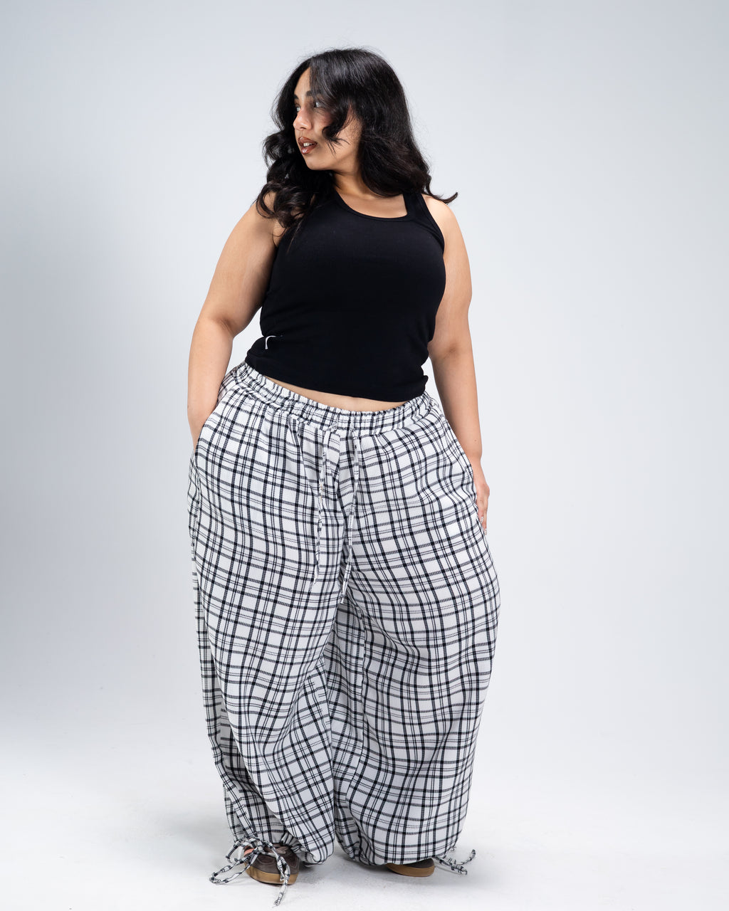 The white breeze pants