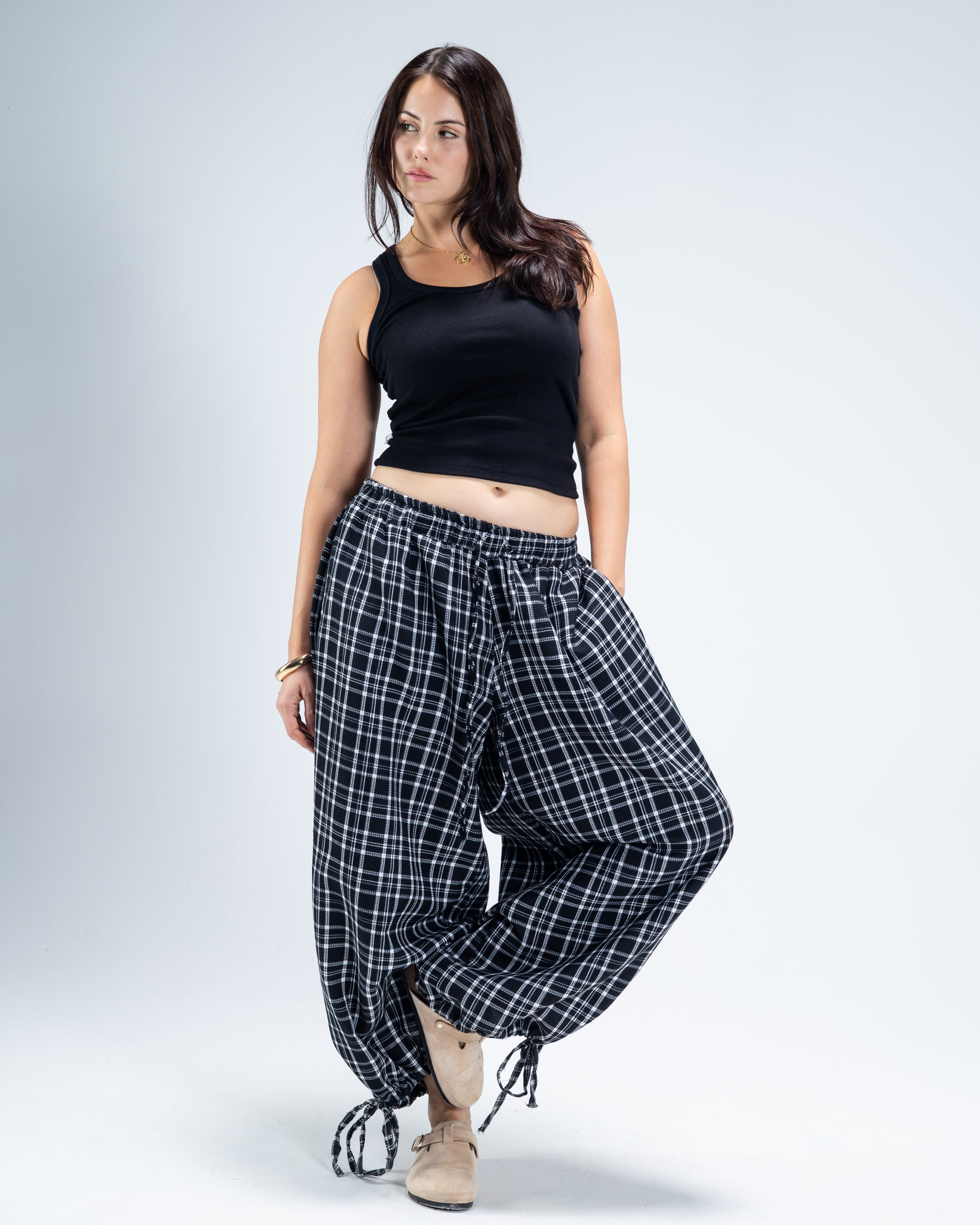 The black breeze pants