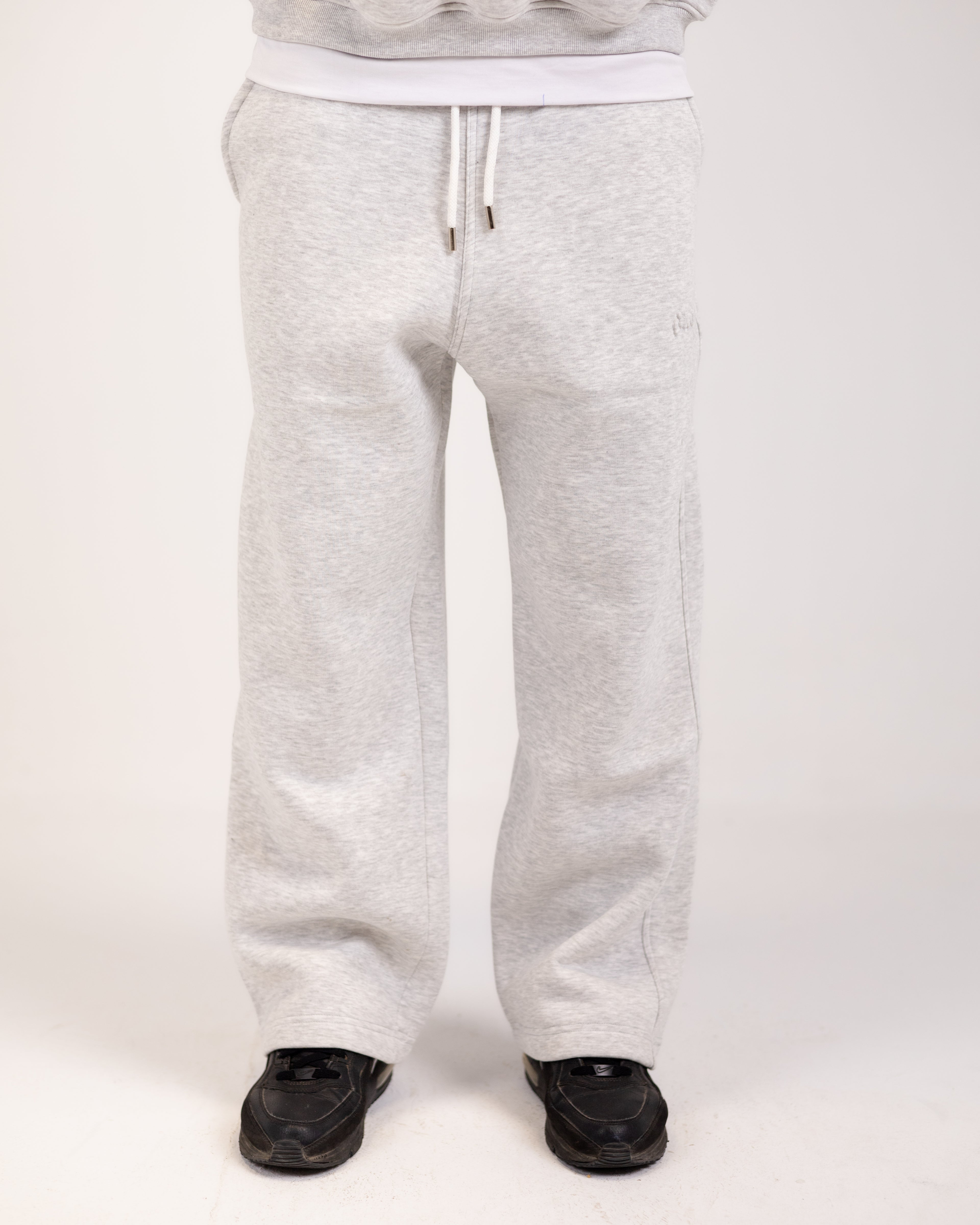 Abuela grey sweatpants