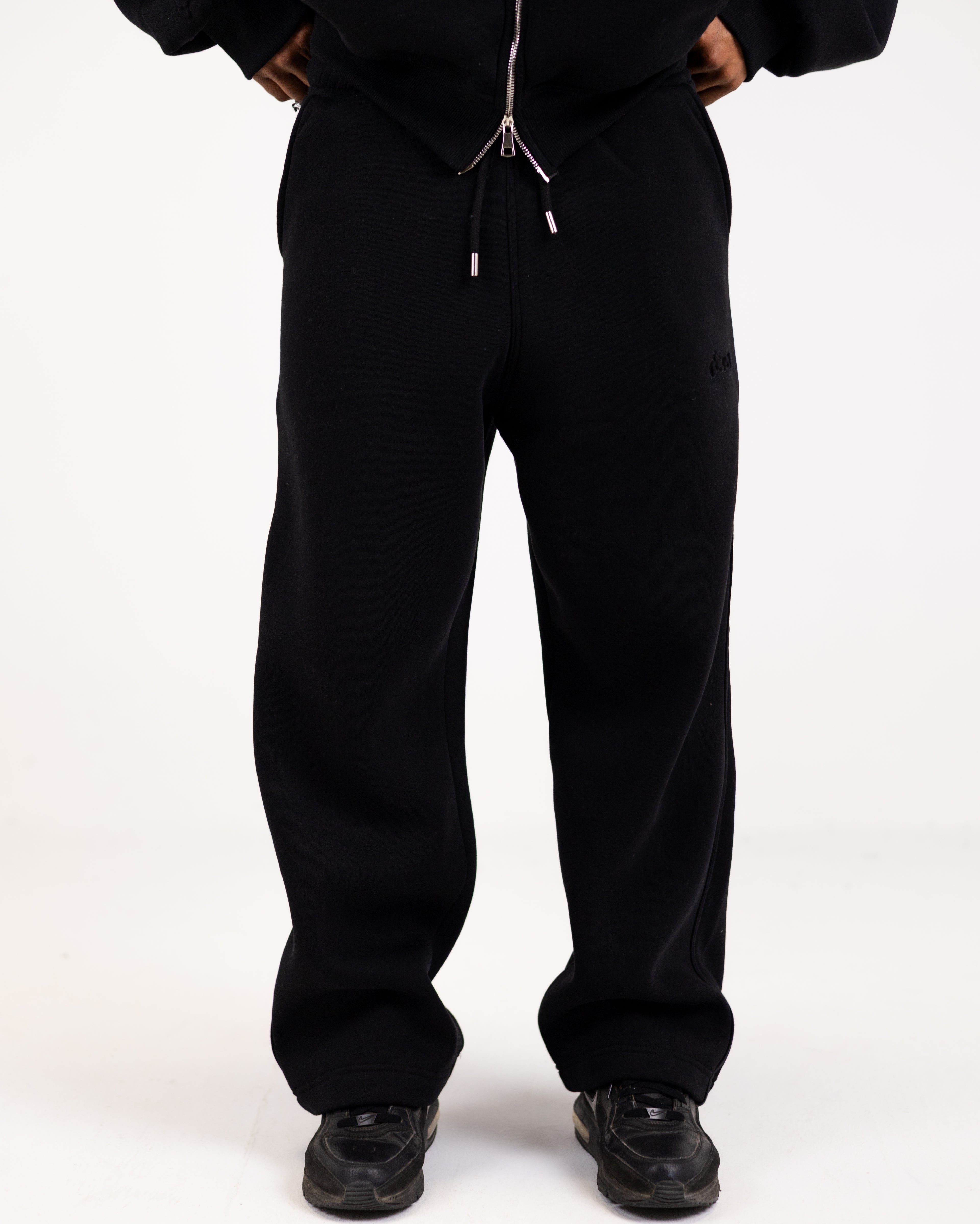Abuela black sweatpants