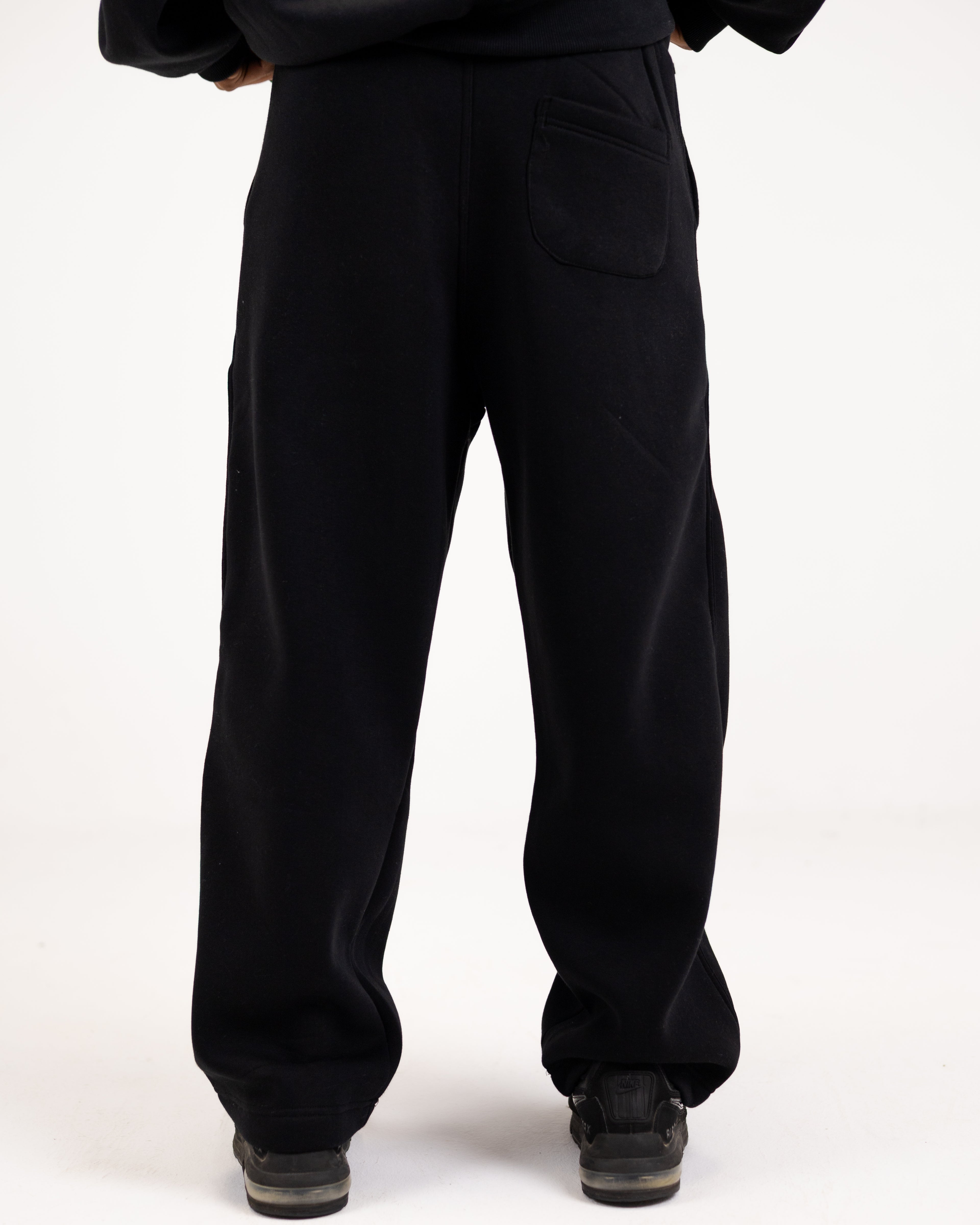 Abuela black sweatpants