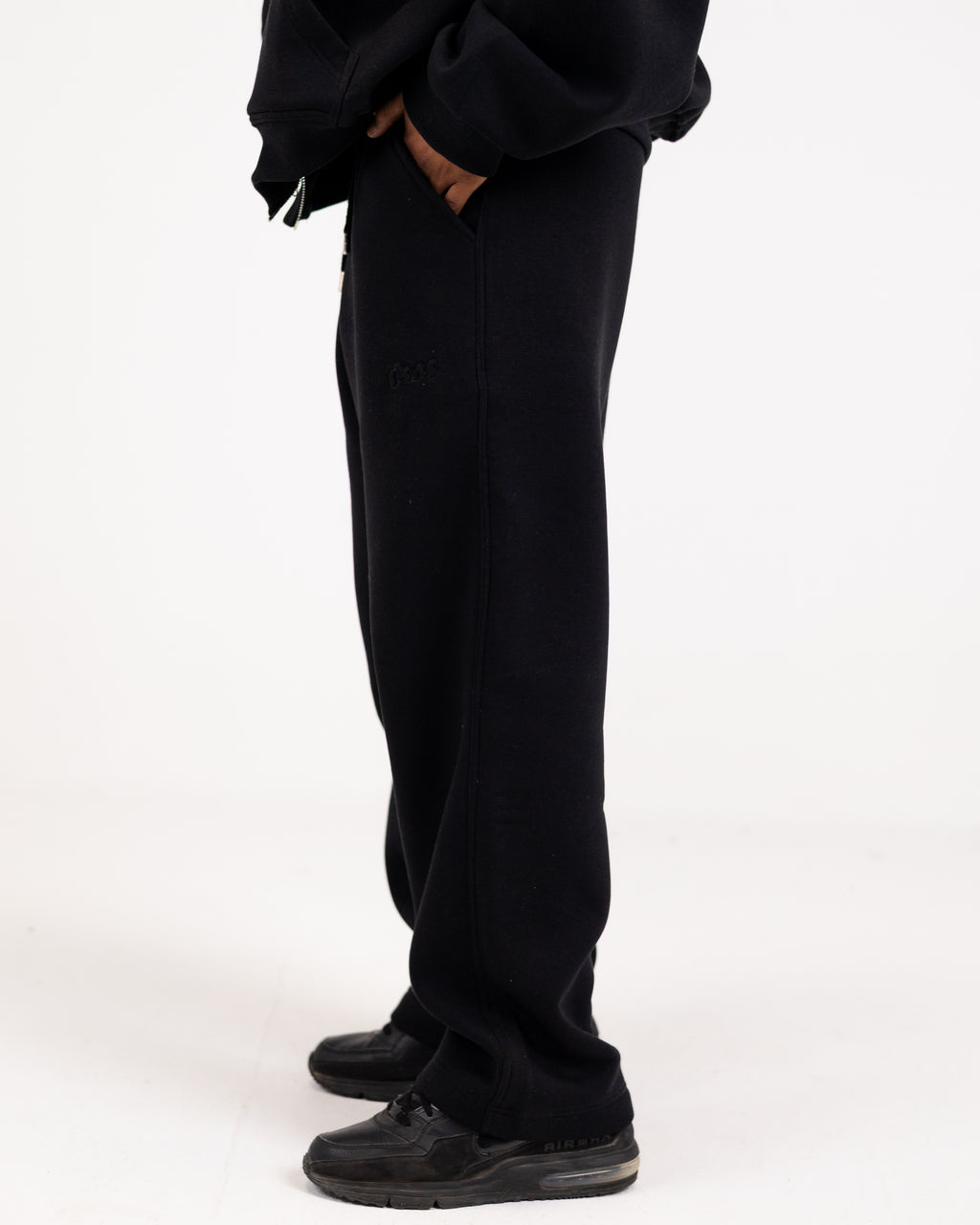 Abuela black sweatpants