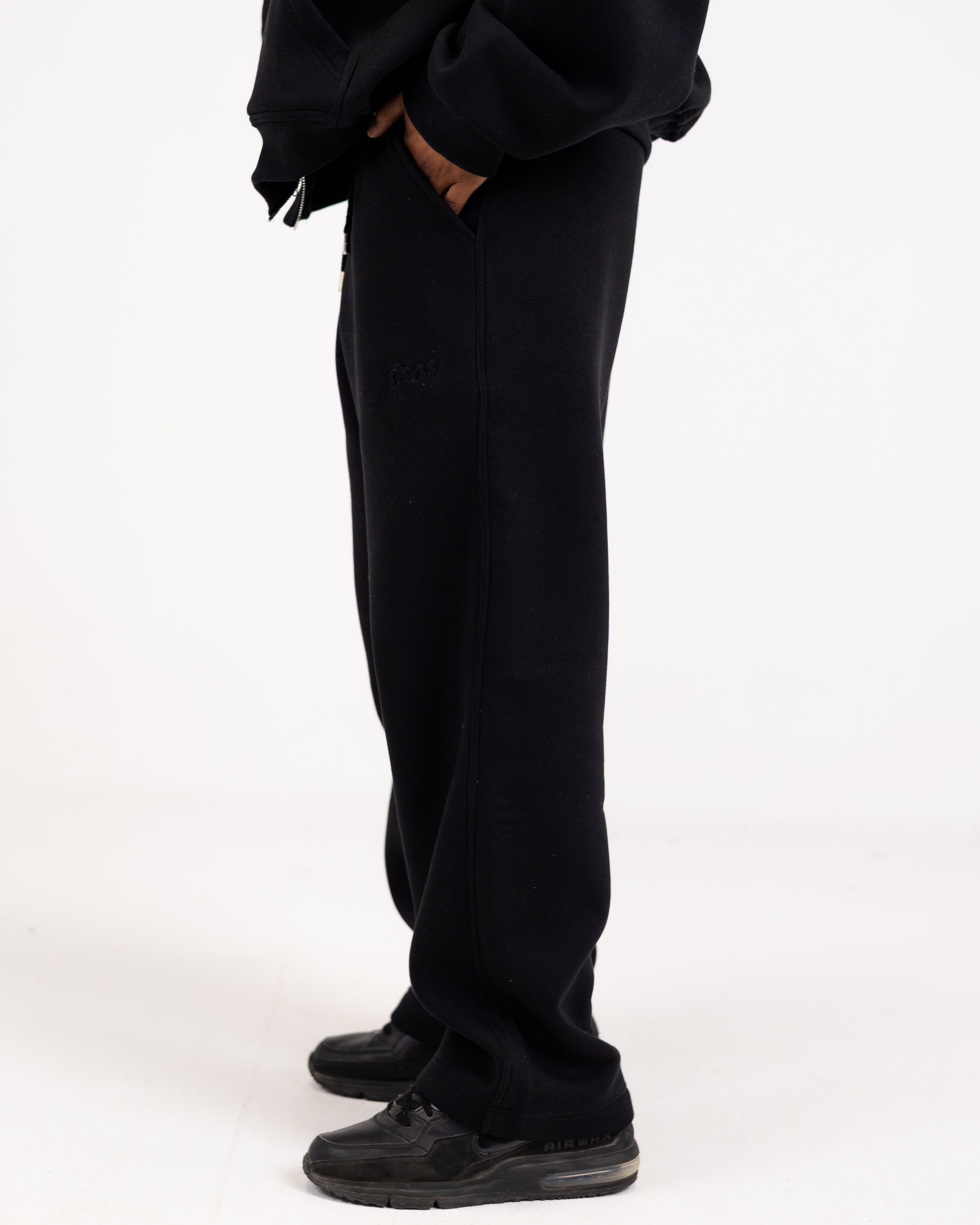 Abuela black sweatpants